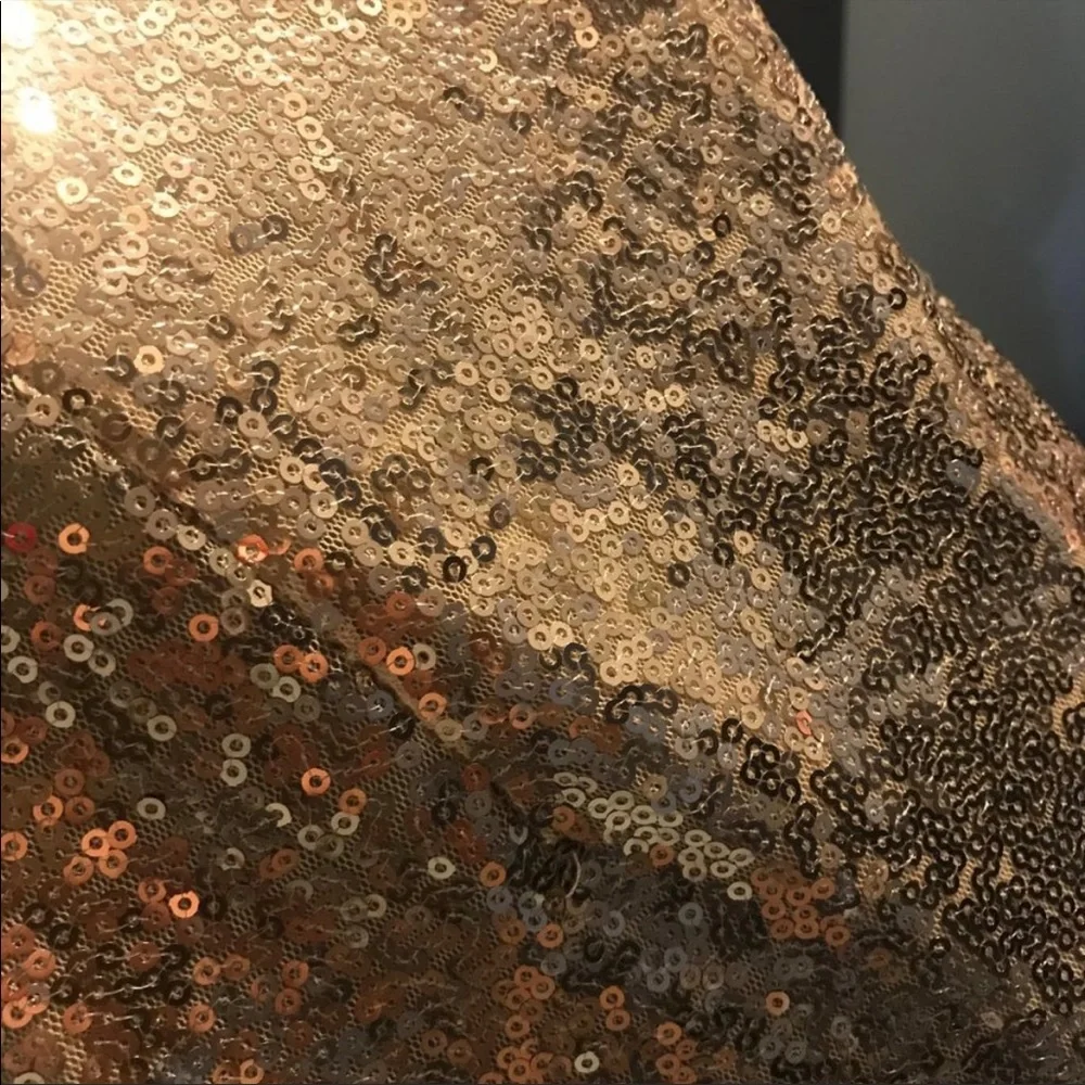 NEW W TAGS Lulu’s Gold Sequin Gown, Size M - Picture 3 of 4